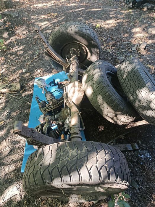 Задній міст Ісузу д-мах