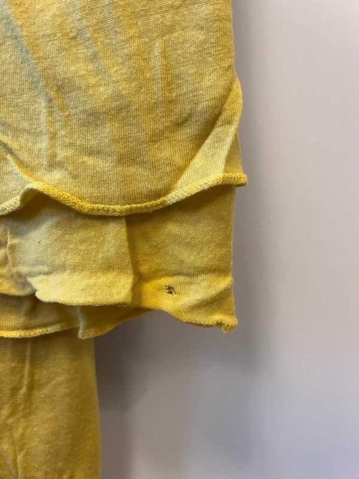 Żółty szalik Promod