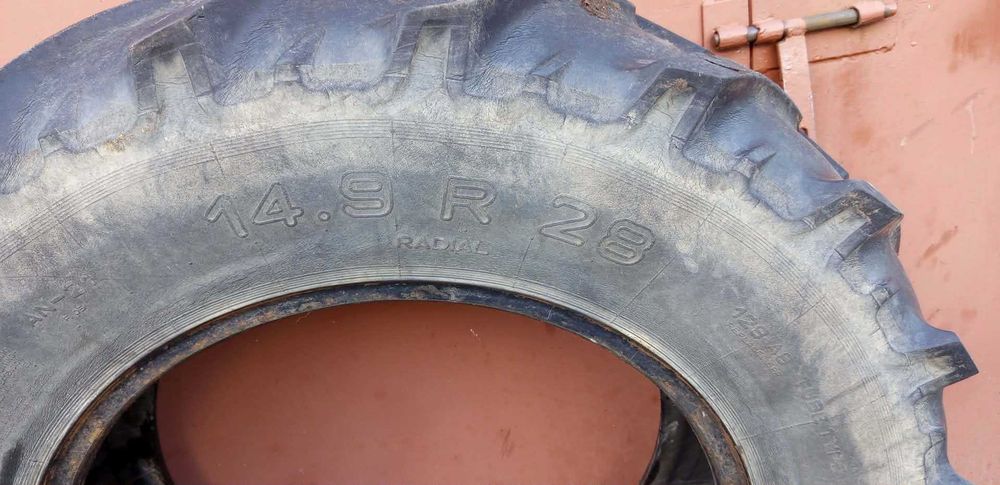 Opony 2 szt. STOMIL 14.9 R28 do C-360