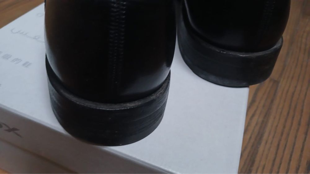 Туфлі Bally, стан як новий. Розмір 43. Ціна 2000 грн