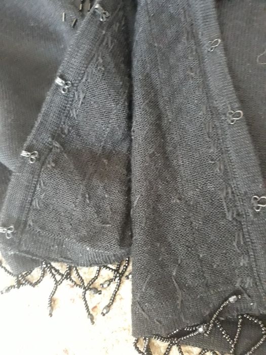 Sweter/ narzutka r. 38/ 40.