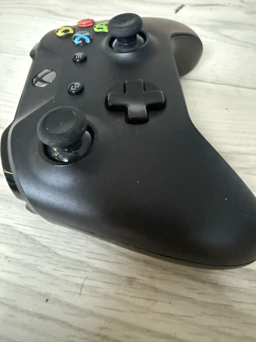 Oryginalny Pad Xbox One / Series / PC 1708
