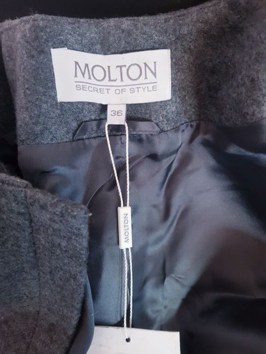 Nowy welniany płaszcz damski marki Molton rozmiar S.