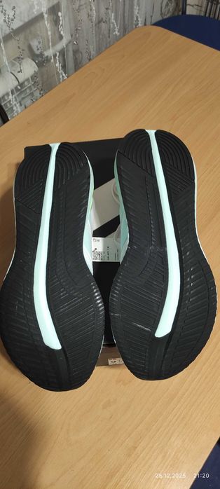 Кросівки Adidas Galaxy 7 Running Shoes