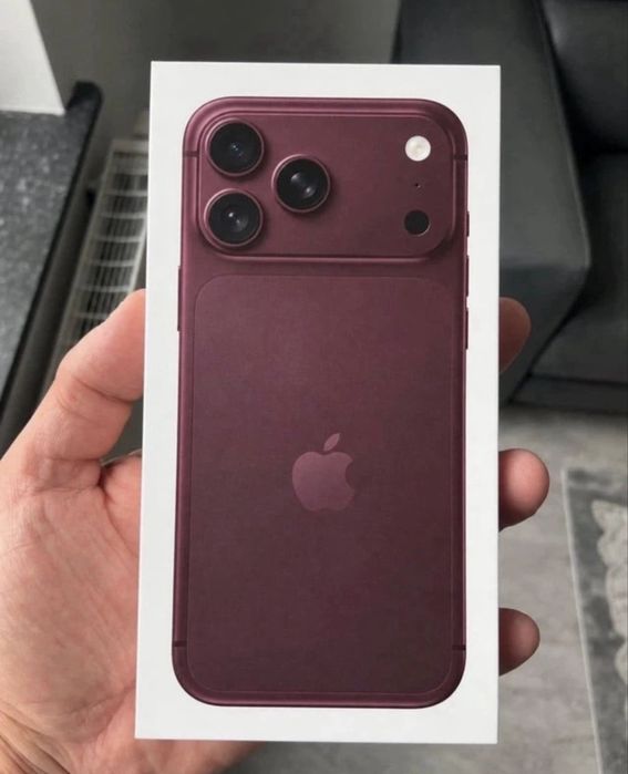 iPhone 18 Pro Max Bordô Selado