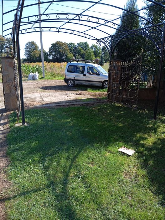 Продам Пежо партнер