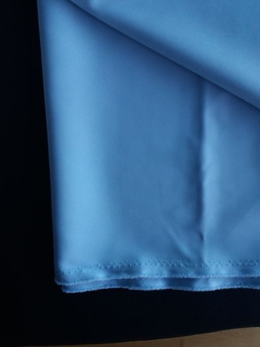 Tecido cortado em cor azul ideal para boardgames