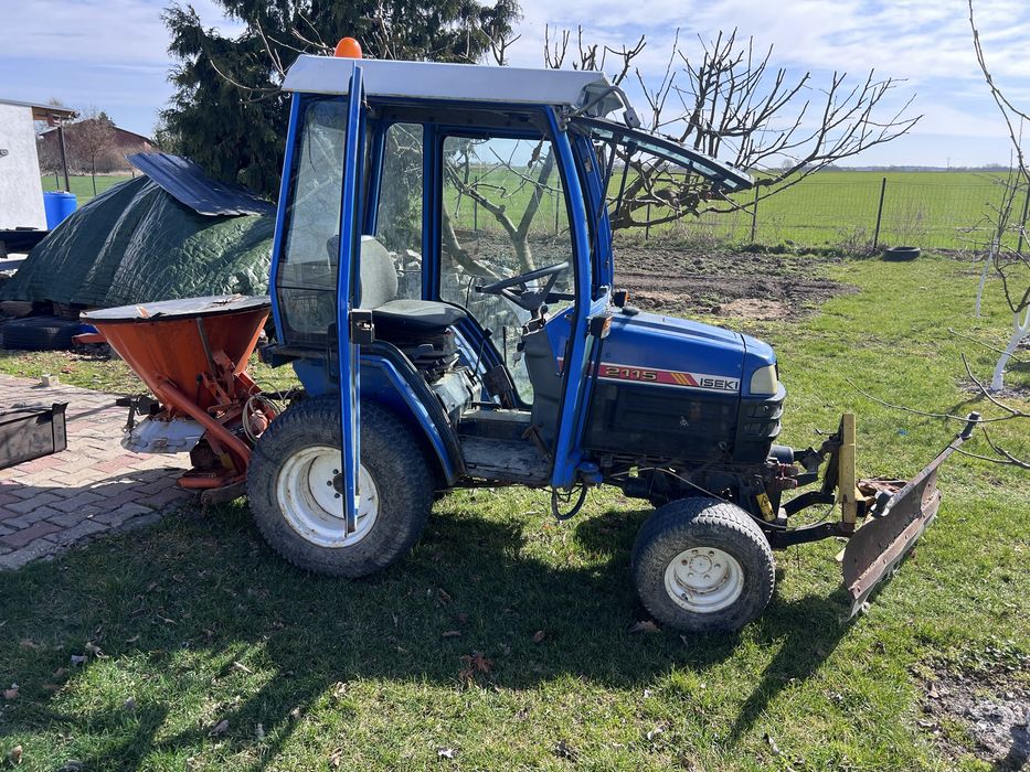 Iseki 2115 Minitraktorek z kabiną