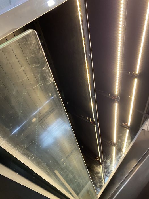 Холодильна горка регал aisberg айсберг 2 метри