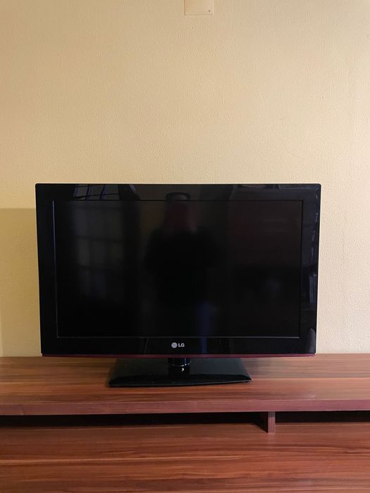 Tv LG 32LD350 (avariada)