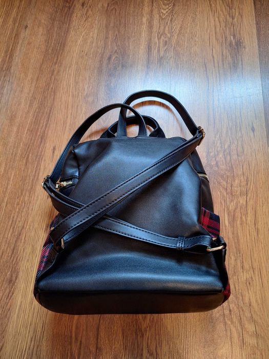 MONNARI plecak miejski stylowy mały tkanina oxford