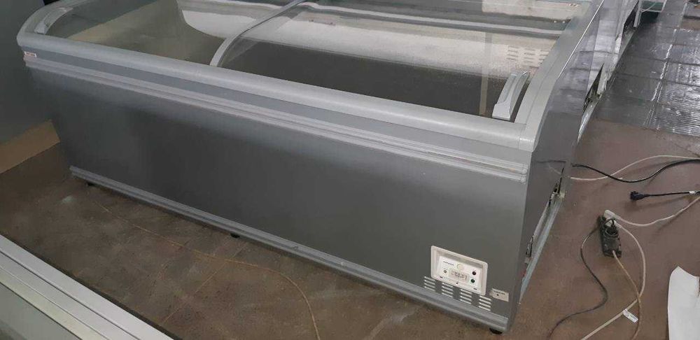 Морозильні ларі бонети камери AHT Miami 250 Подвійний LED Темносірий