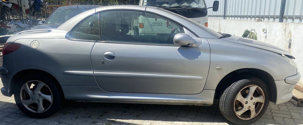 Peugeot 206 Cc 1.6 I De 2003 Disponível Para Peças