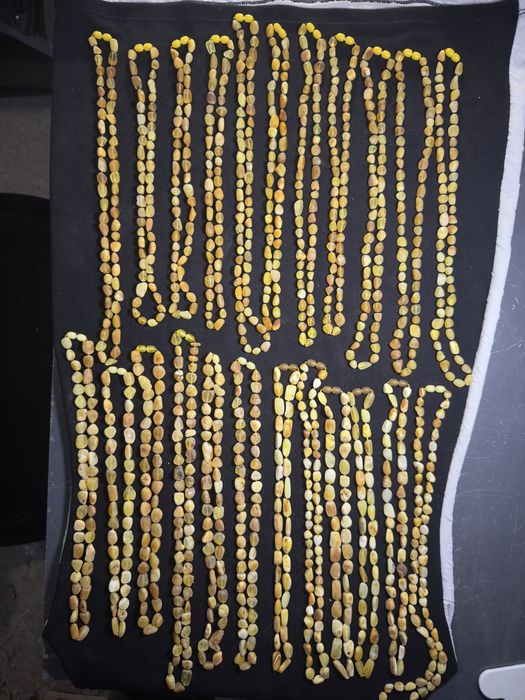 Намисто з натурального бурштина лікувальні