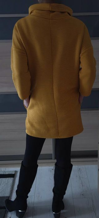 Tunika damska z kieszeniami.