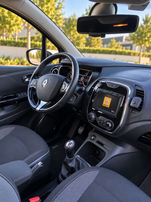 Renault Captur | 1 unico proprietario — photo 5