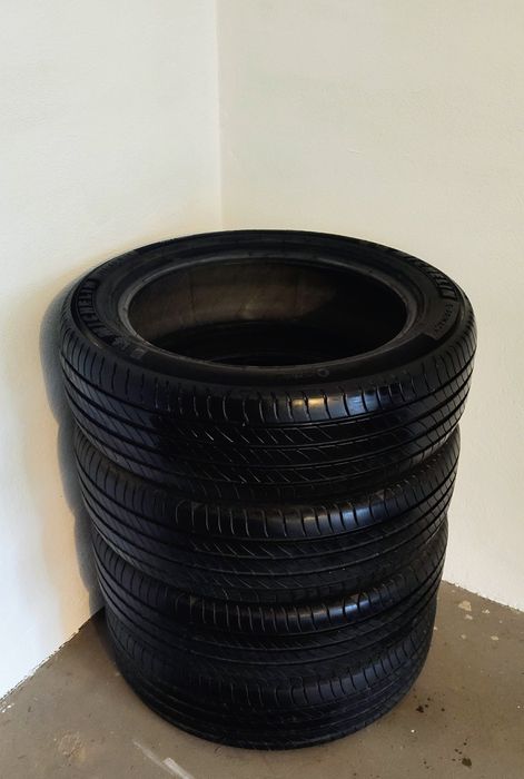 Komplet opon letnich Michelin e-PRIMARCY  195/60 R18