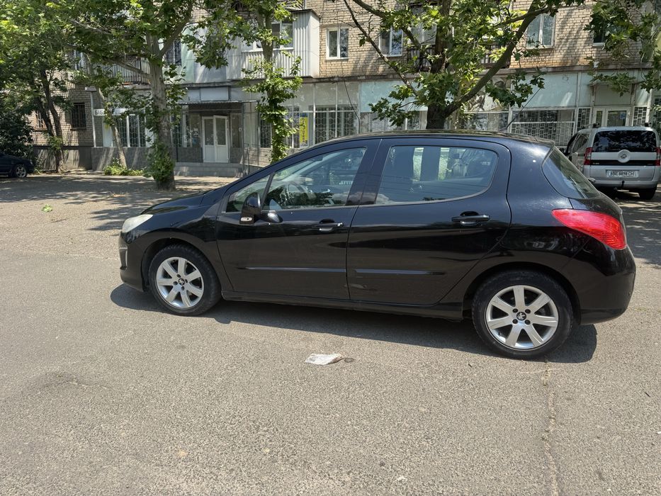 Peugeot 308 автомат