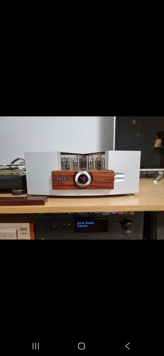 Amplificador PATHOS MK II com DAC