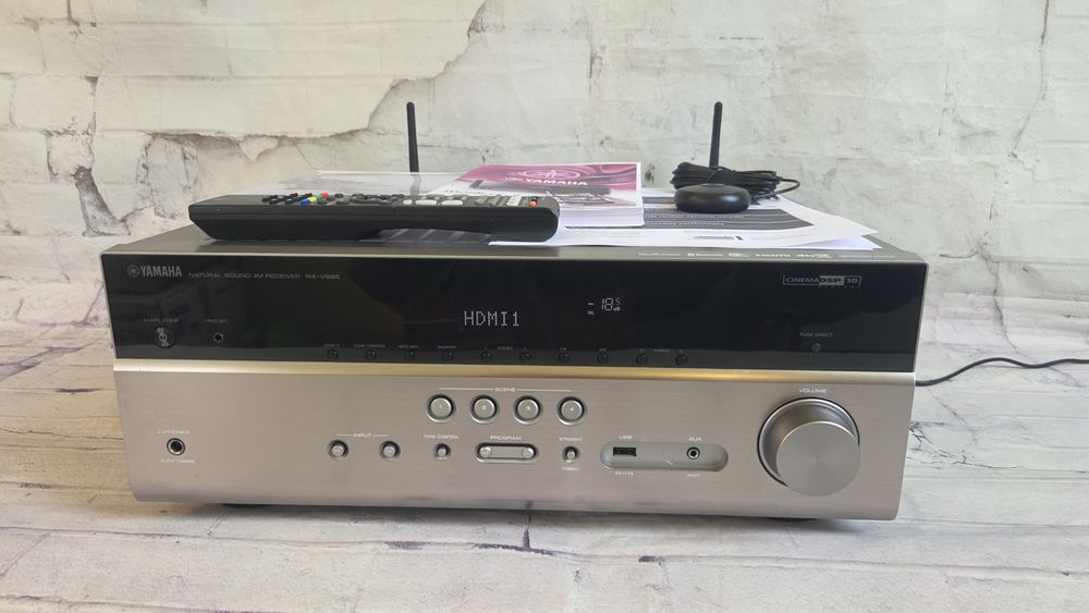 Mocna Yamaha RX-V685 z Wifi Bluetooth ARC MusicCast 4K Atmos