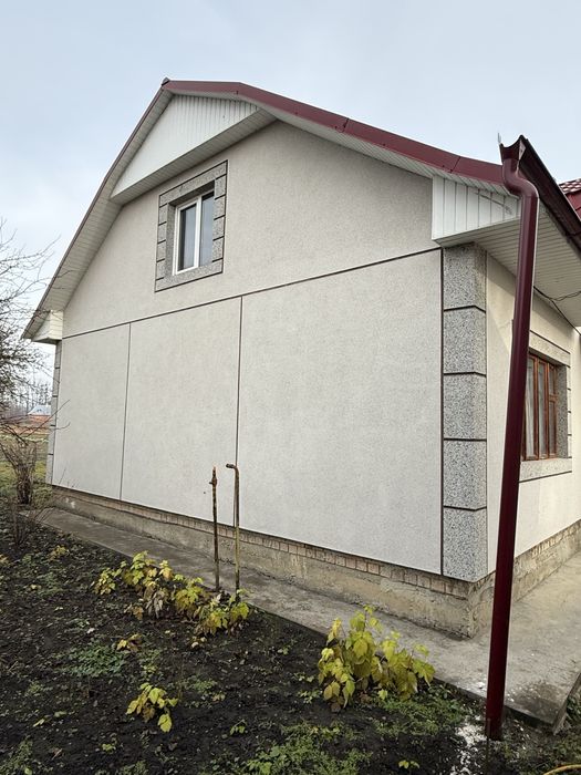 Продаж Будинку в с Банилів Вижницьк. р-н ( МОЖНА ПІД ДЕРЖ ПРОГРАМИ)