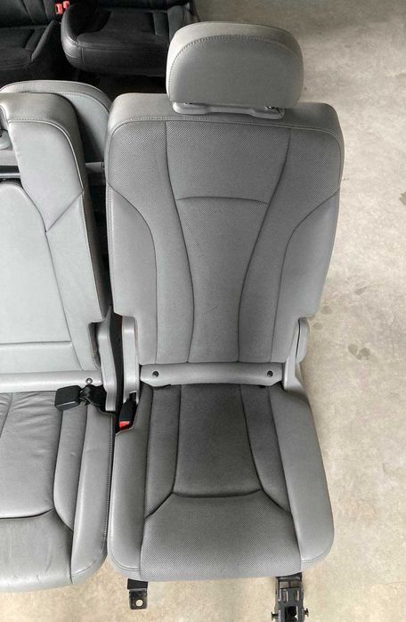 2 ряд сидінь сидіння сидения колір сірий Audi Q7 4M 2015 - 2021