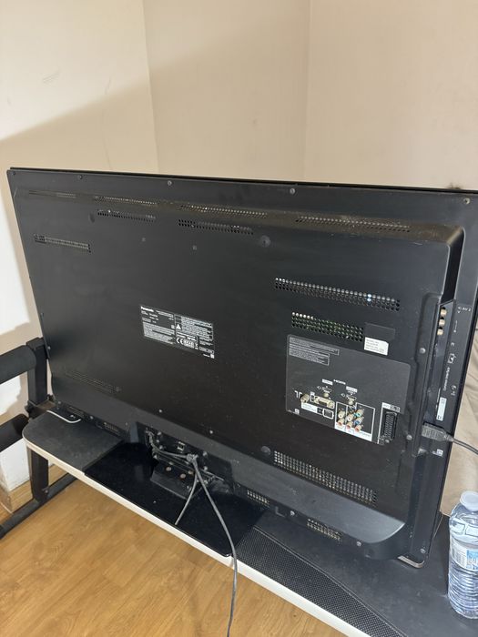 Televisão Panasonic 42” – Modelo TX-L42E3E