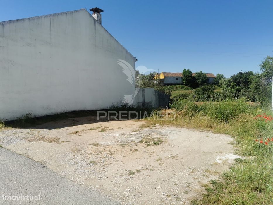 Lote de Terreno — Torres Novas (Santa Maria, Salvador E Santiago), Santarém