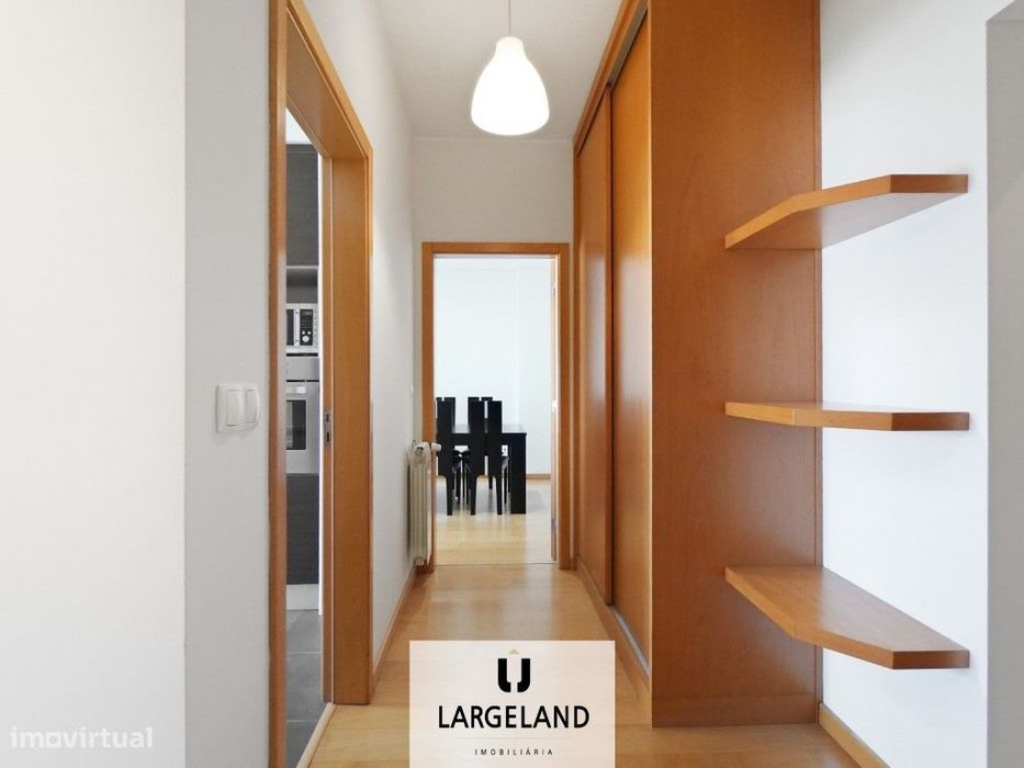 Apartamento T2 Duplex Zona Glicínias, Aveiro