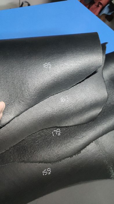 Шкіра для ременів Ремінна шкіра 1650 грн М2