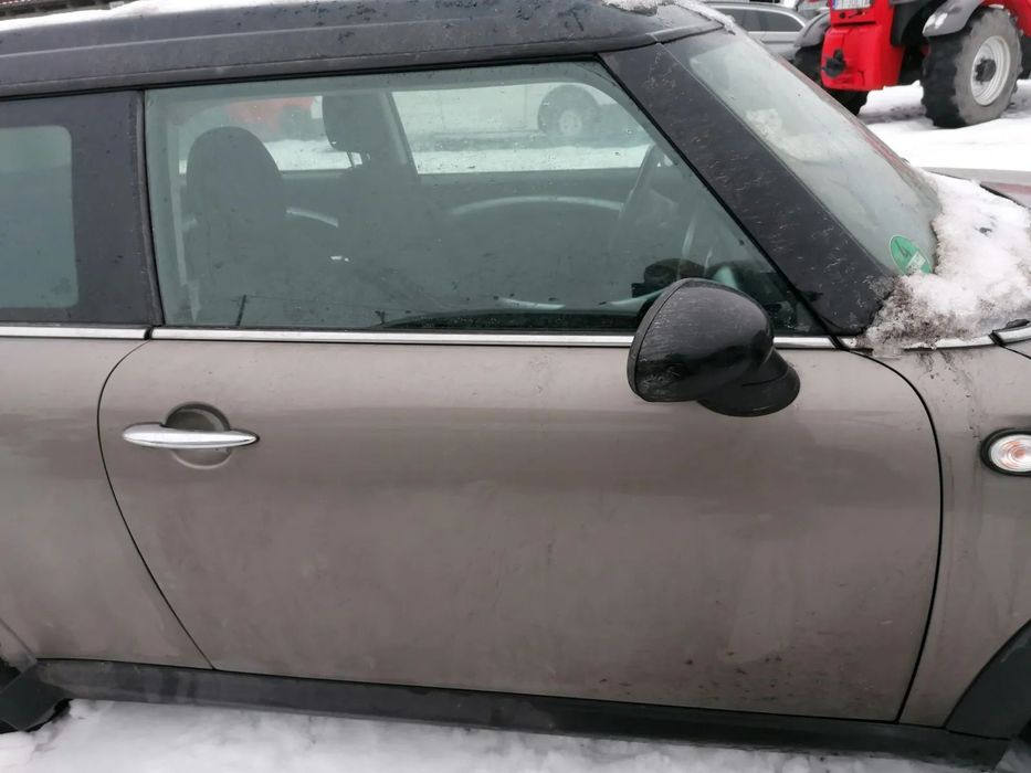 MINI COOPER ONE R55 CLUBMAN 11r DRZWI PRAWY PRZÓD PRZEDNIE GOŁE B37/1