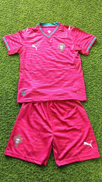 Conjunto infantil seleção de Portugal