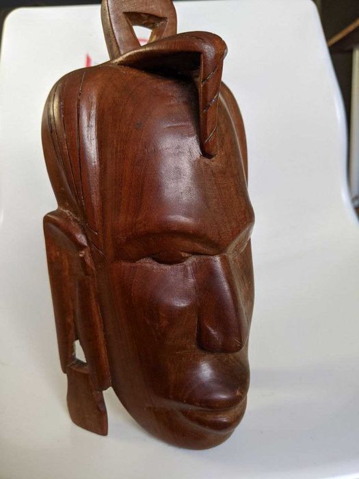 Статуетка з дерева "Голова"