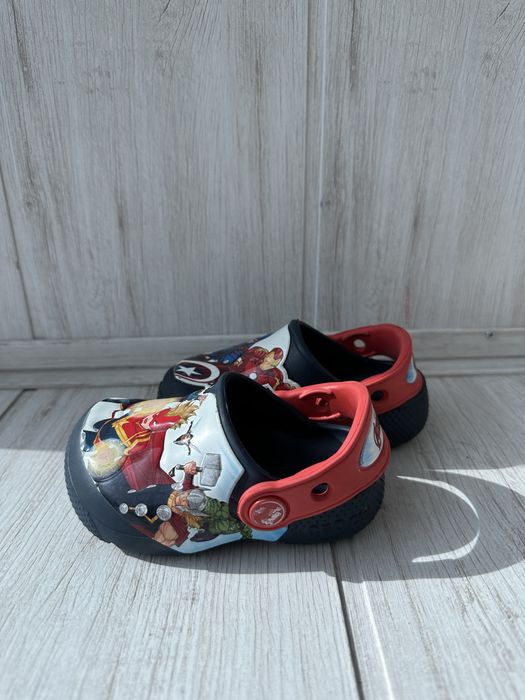 Дитячі босоніжки Crocs.23