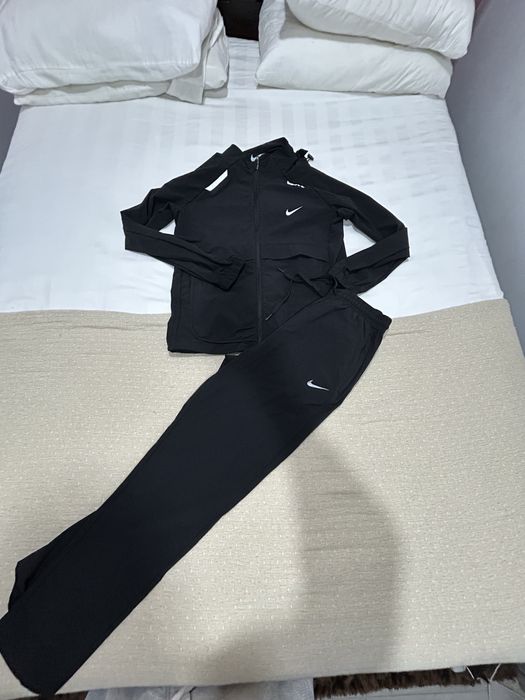 Fato treino nike miller set