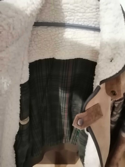 Blusão em. Camurça forrado