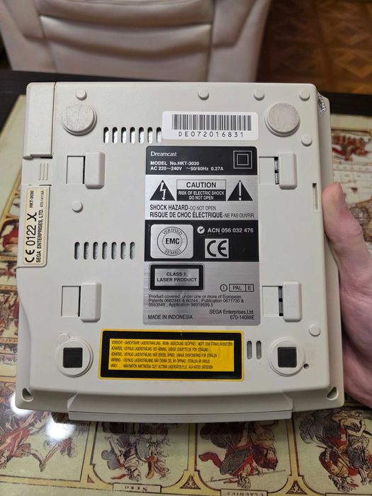 Sega Dreamcast PAL VA1, рабочая без нюансов, Complete in Box + 20