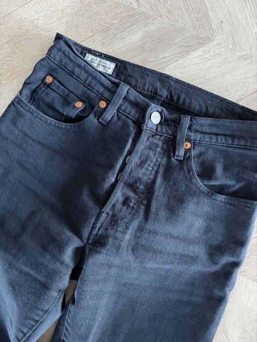 Jeansy spodnie  straight crop czarne Levis 501 w24 l26 XS