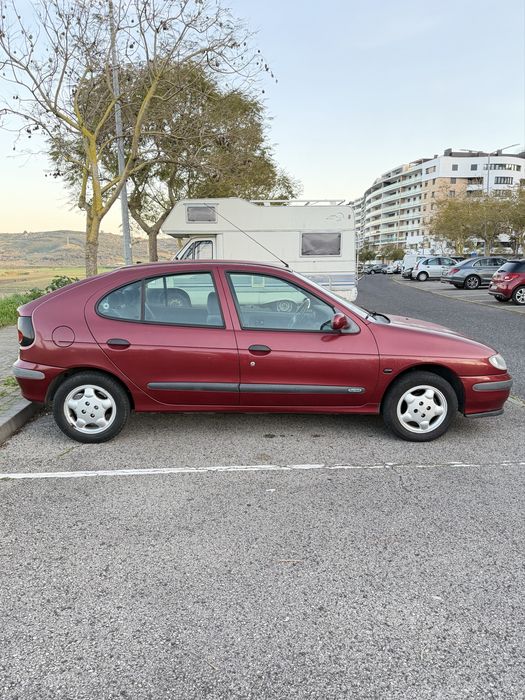 Renault Megane 1.4 RXE | Unico Dono