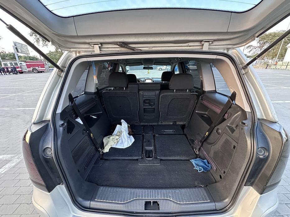 Продам Opel Zafira 1.9 турбо дизель