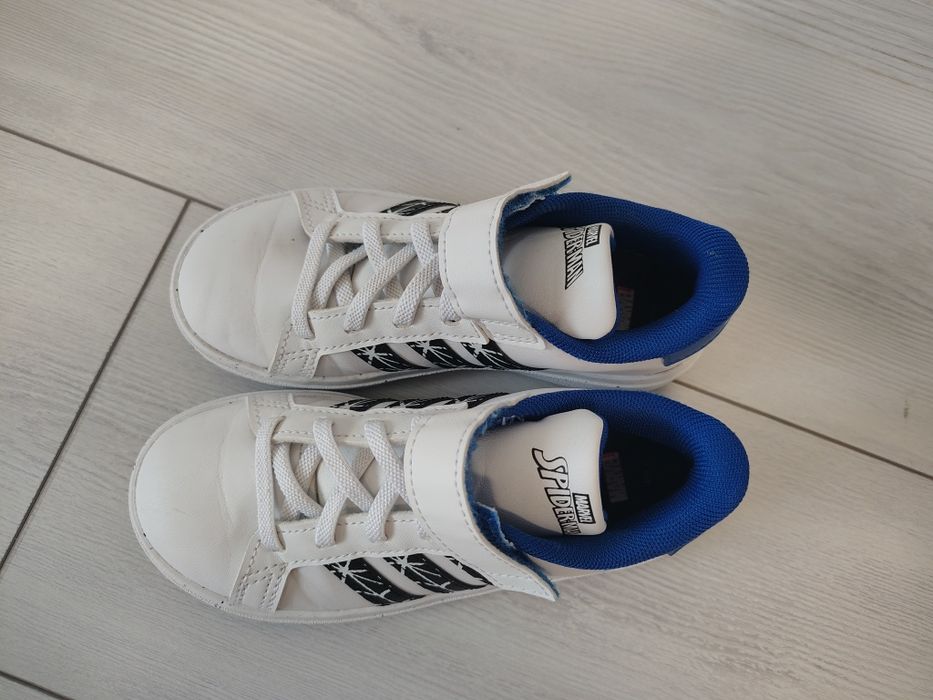 Дитячі кросівки adidas x Marvel, GRAND COURT SPIDER-MAN EL K