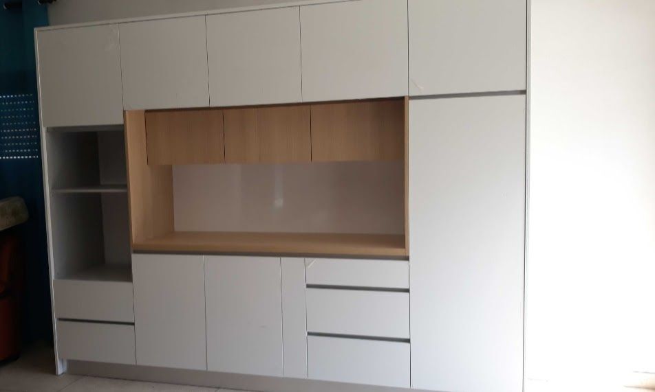 Faço trabalhos de carpintaria marcenaria  restauros