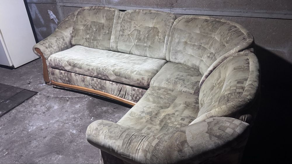 Продам угловой диван