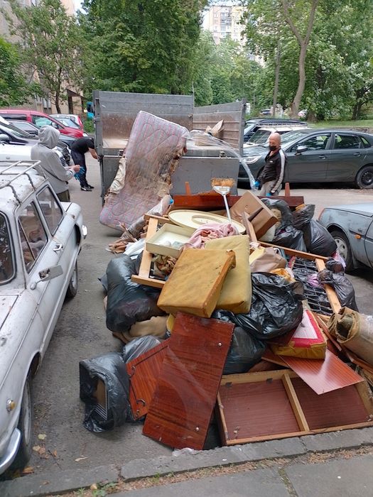 Вивезення непотрібних речей та хламу, вивіз будівельного сміття, послуги вантажників, демонтаж, утилізація на полігон твердих побутових  відходів