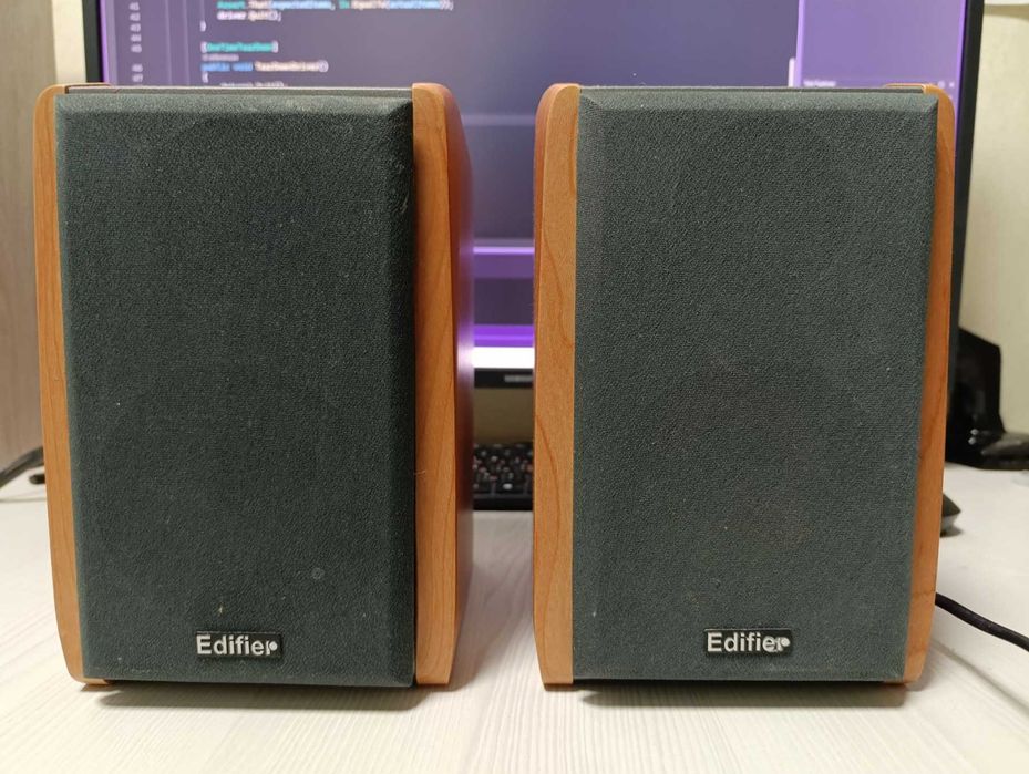 Колонки Edifier R1000TCN
