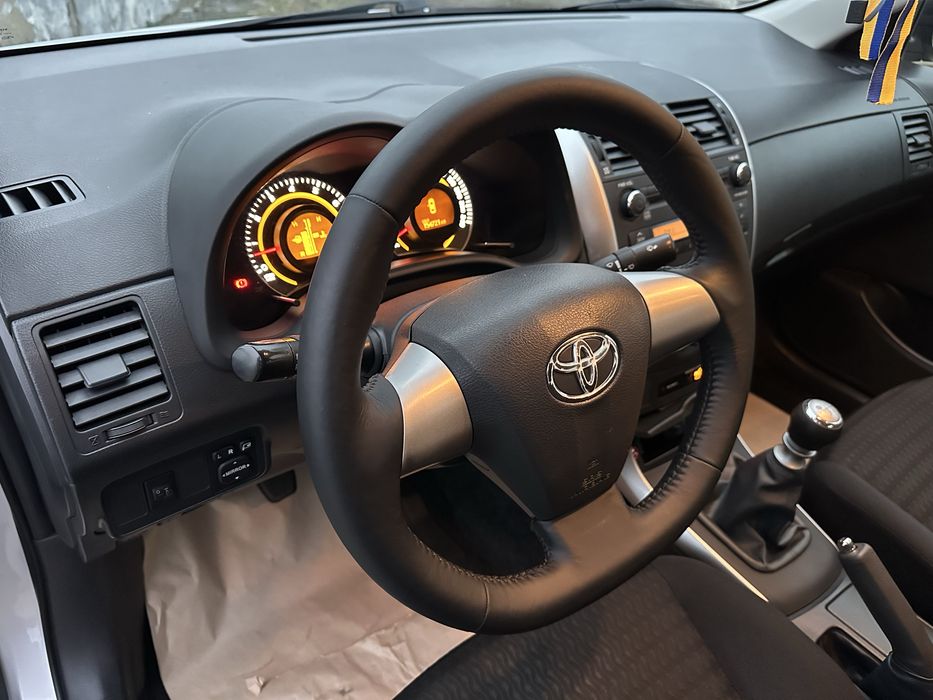 Toyota Corolla 150 2010 154 тис км не фарбована 1.33 бензин