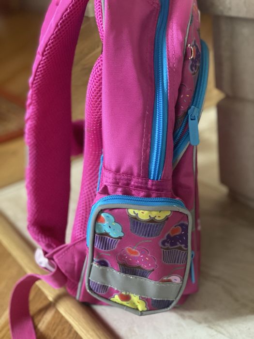 Продам рюкзачок для дівчинки