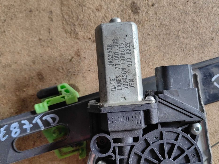 Elevador Bmw Serie 1 E81/E87 trás direito ( lado passageiro)