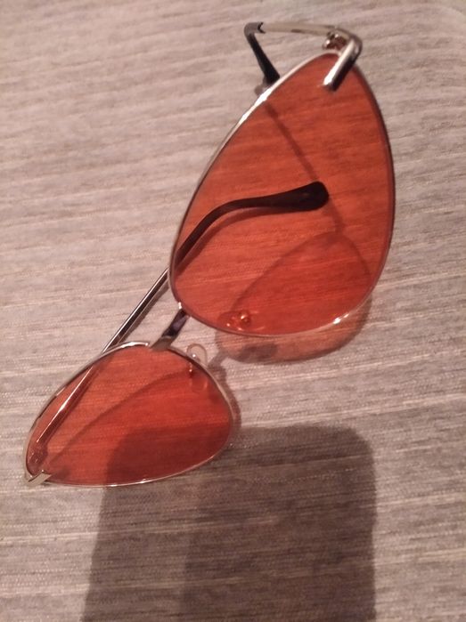 Очки от солнца солнцезащитные очки.