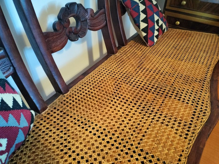 Canapé clássico antigo